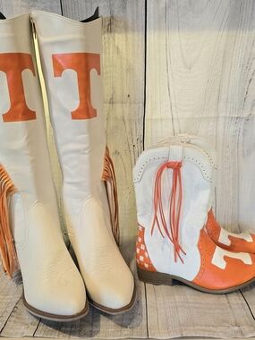 Tennessee Girls Kids Boots (2) Orange And White Checkered Fringe
